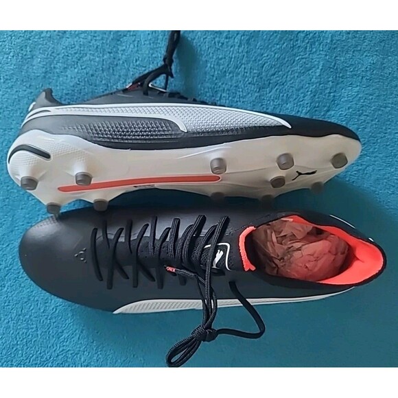 Puma KING ULTIMATE FG/AG Mens 11.5 Soccer Cleats 107563-01 Black White-Fire Orch main image 4
